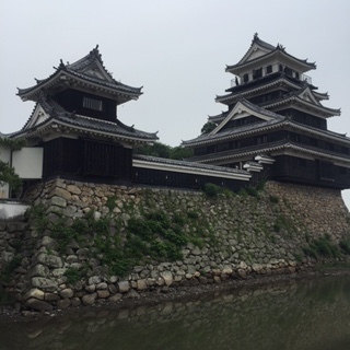 中津城
