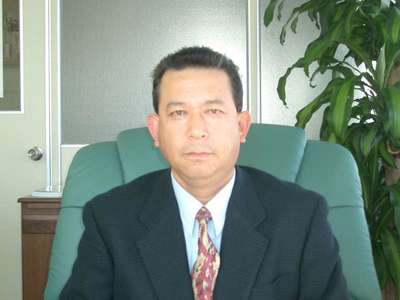 代表取締役社長　　　　　　　　　秋山伸介