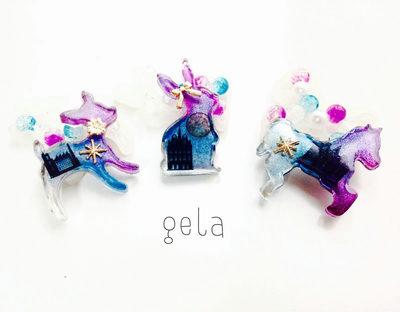 universe　animal　broach