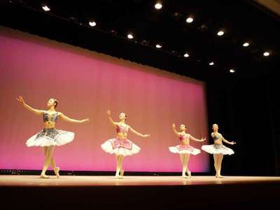 Xmas performance 2011