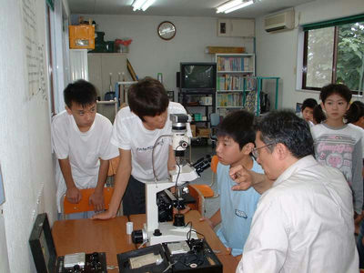高校生物教師招いて