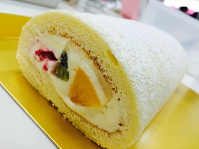 Ｂ.ロールケーキ