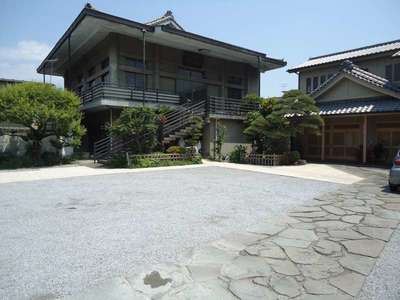 本元寺 本堂 (真宗 大谷派)