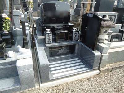 2.3坪