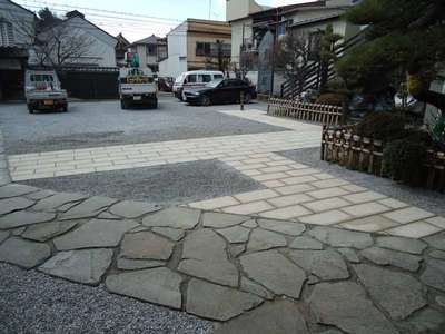 寺院石畳