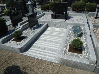 八幡霊園　第２種　洋型自由