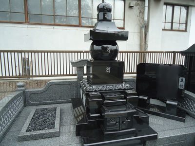 古代五輪塔(薬研彫り)